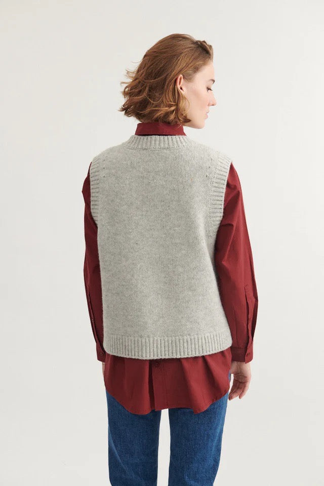 Basic Apparel Blanche Vest
