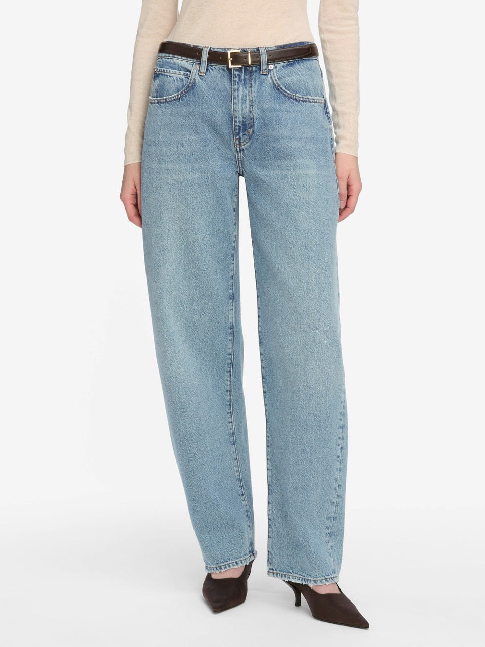 Frame  Low Slung Barrel Jeans