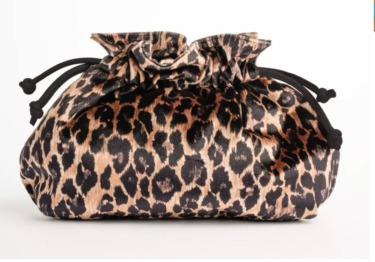 Penelope Chilvers Puffball leopard clutch