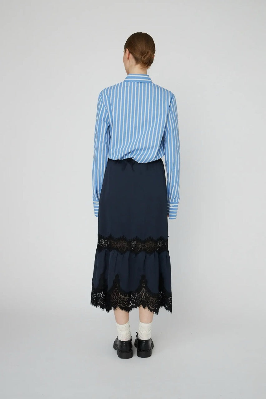 StellaNovaDelicateLaceMidiSkirt_Navy_2