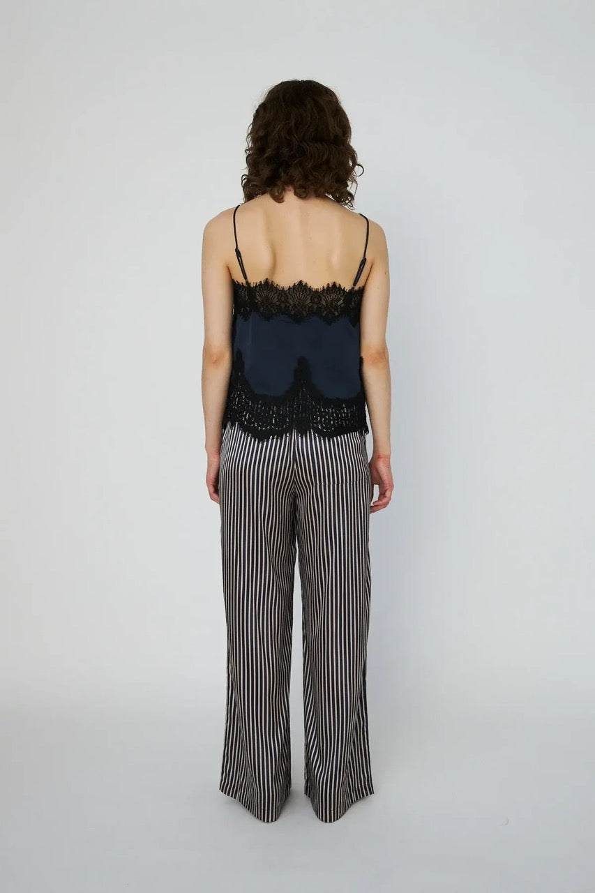 StellaNovaDelicateLaceTop_Navy_2