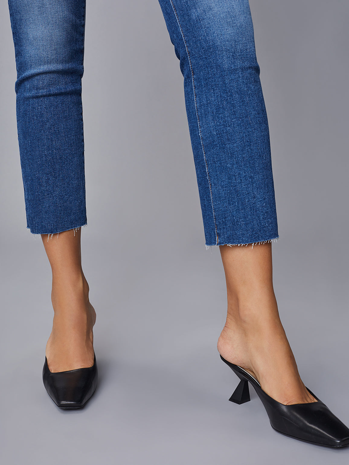 DL1961 Mara mid rise ankle jeans